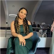 Abitur Schülerin, privat bereits Nachhilfe gegeben. Bevorzugt unter Klasse 10